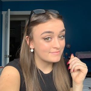 Meet your Posher, Jess